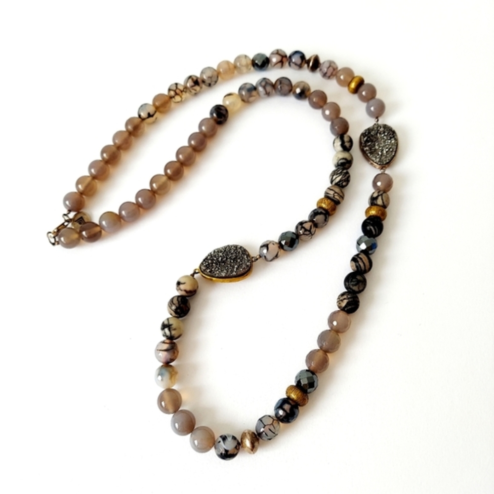 Silpada Ode to Geode necklace